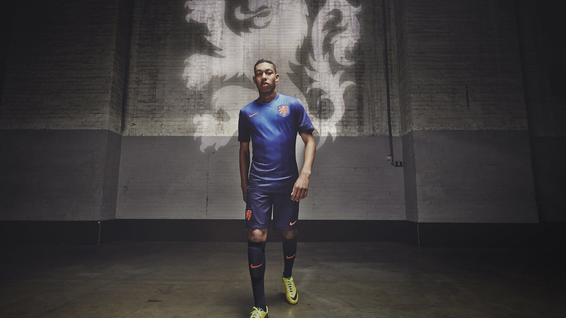 奥尔韦拉赛后分享训练心得与感受，奥拉维尔在纽约伦敦丹麦